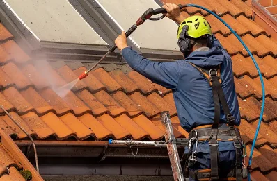 Démoussage et hydrofuge de toiture à Aubercourt